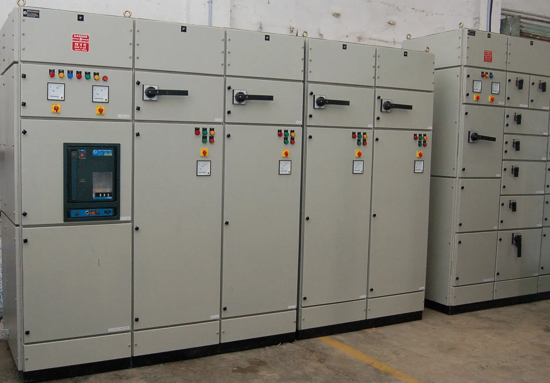 Commercial building systems and interior inspection